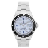 rolex submariner water depth